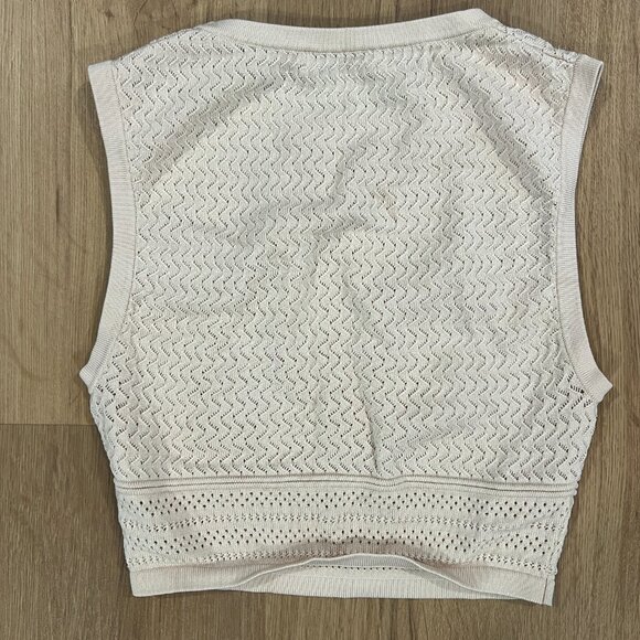 Babaton Aritzia Cream Tan Knit Crochet Crop Top Size Small - Picture 4 of 4